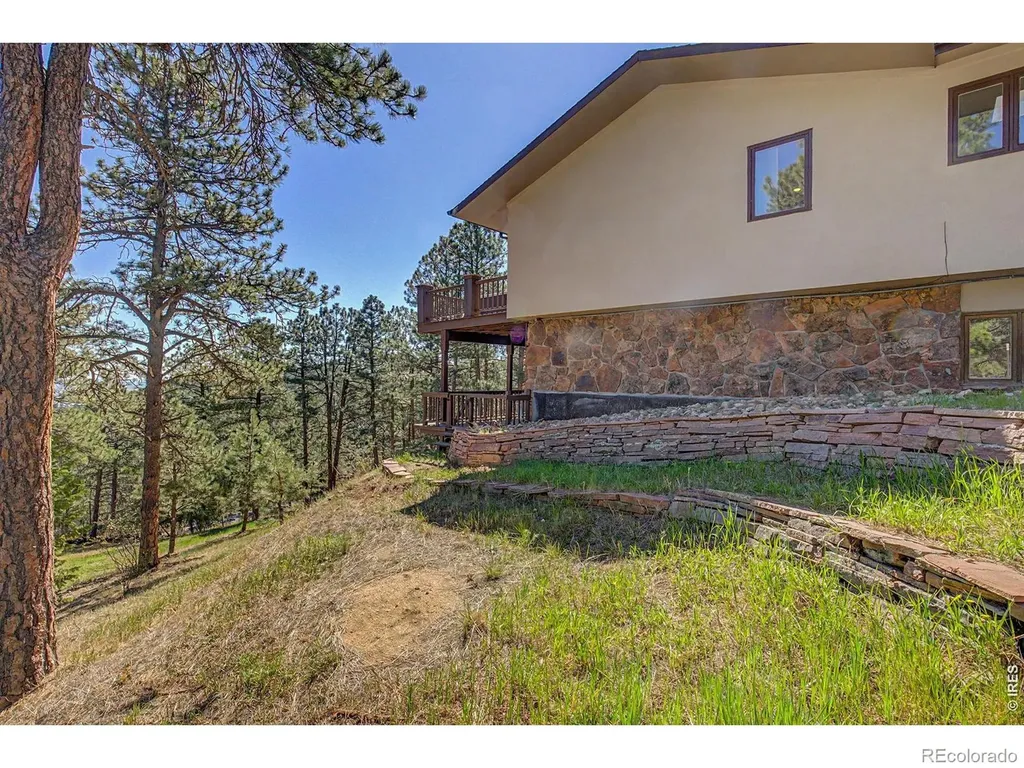 76 Pine Tree Lane Boulder CO 80304