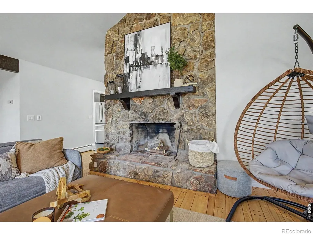 76 Pine Tree Lane Boulder CO 80304