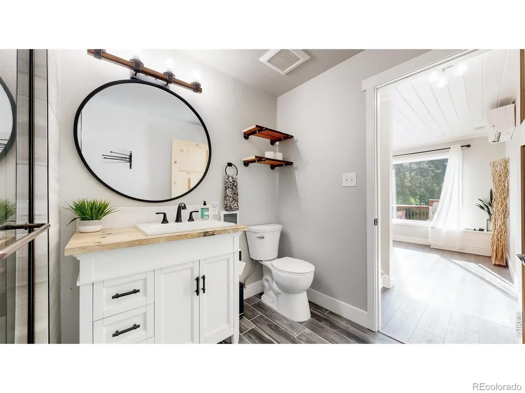 1268 Spring Valley Road Bellvue CO 80512