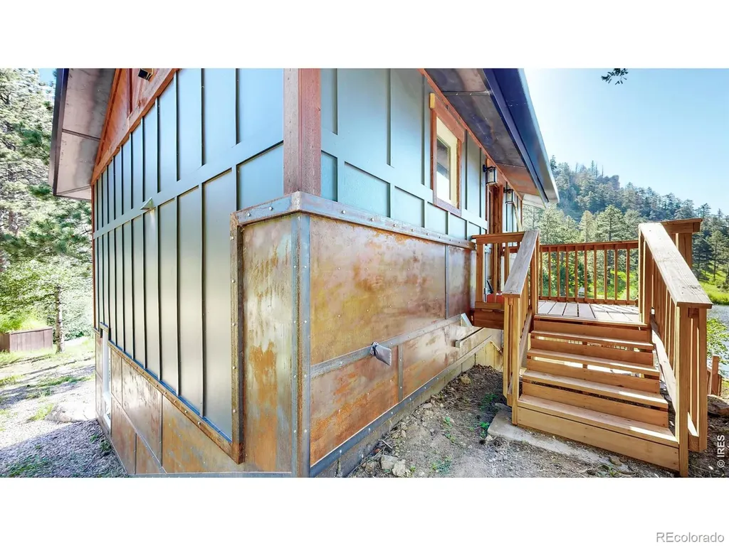 1268 Spring Valley Road Bellvue CO 80512