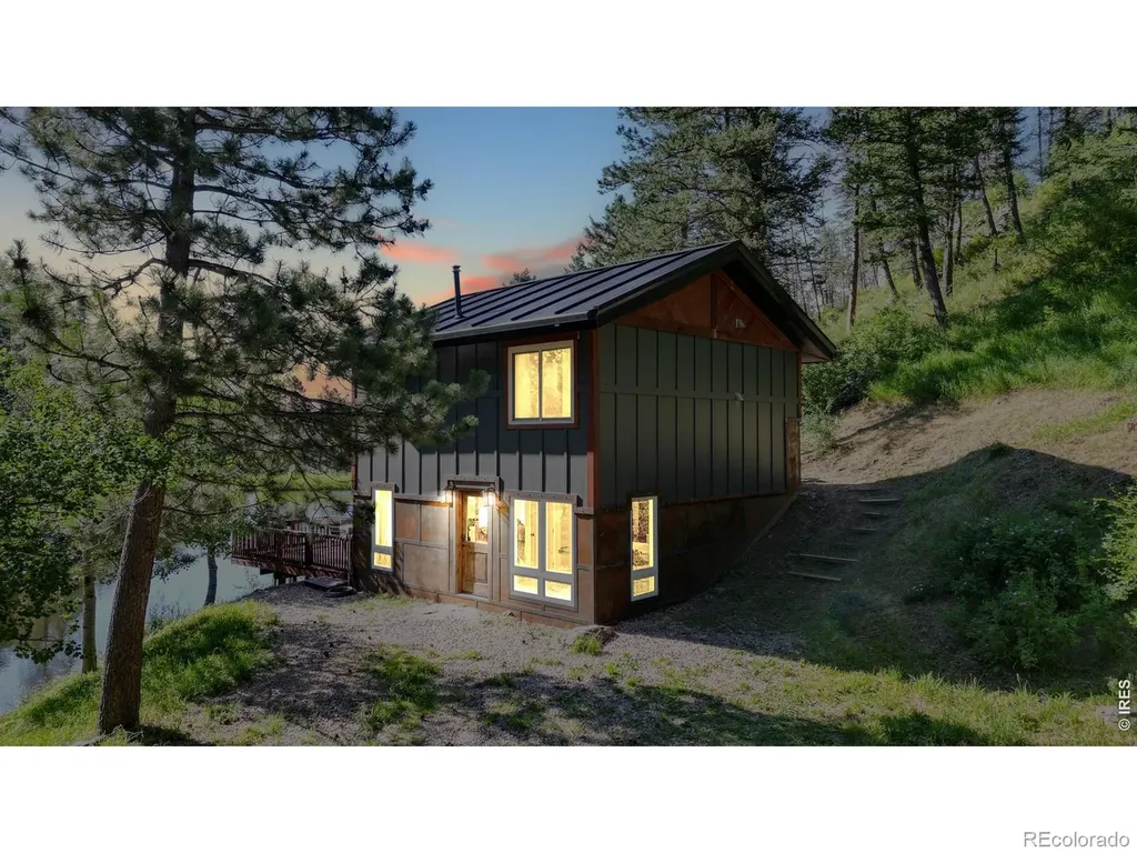 1268 Spring Valley Road Bellvue CO 80512