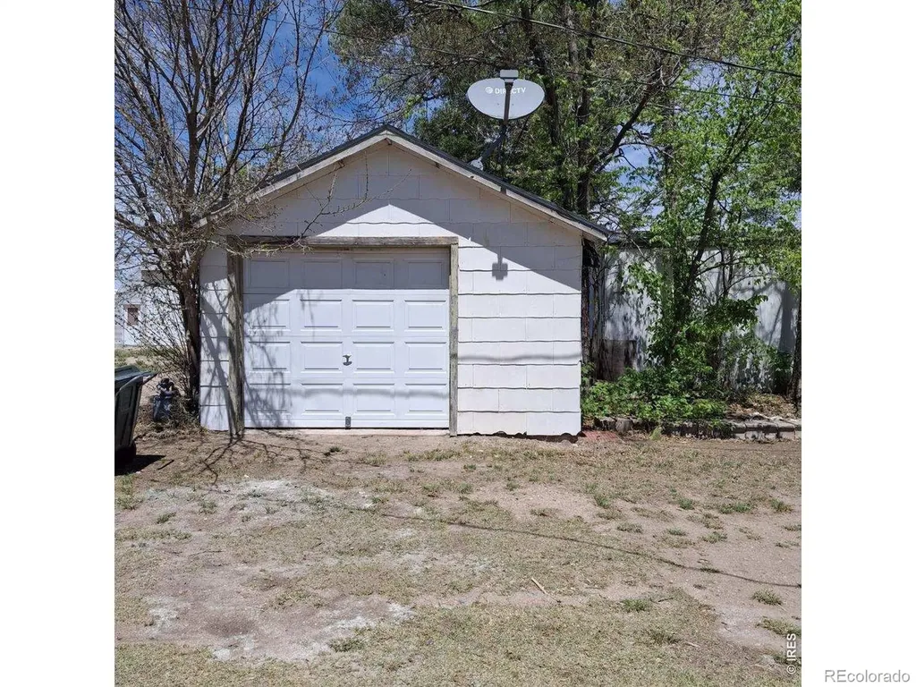 213 N Logan Avenue Haxtun CO 80731