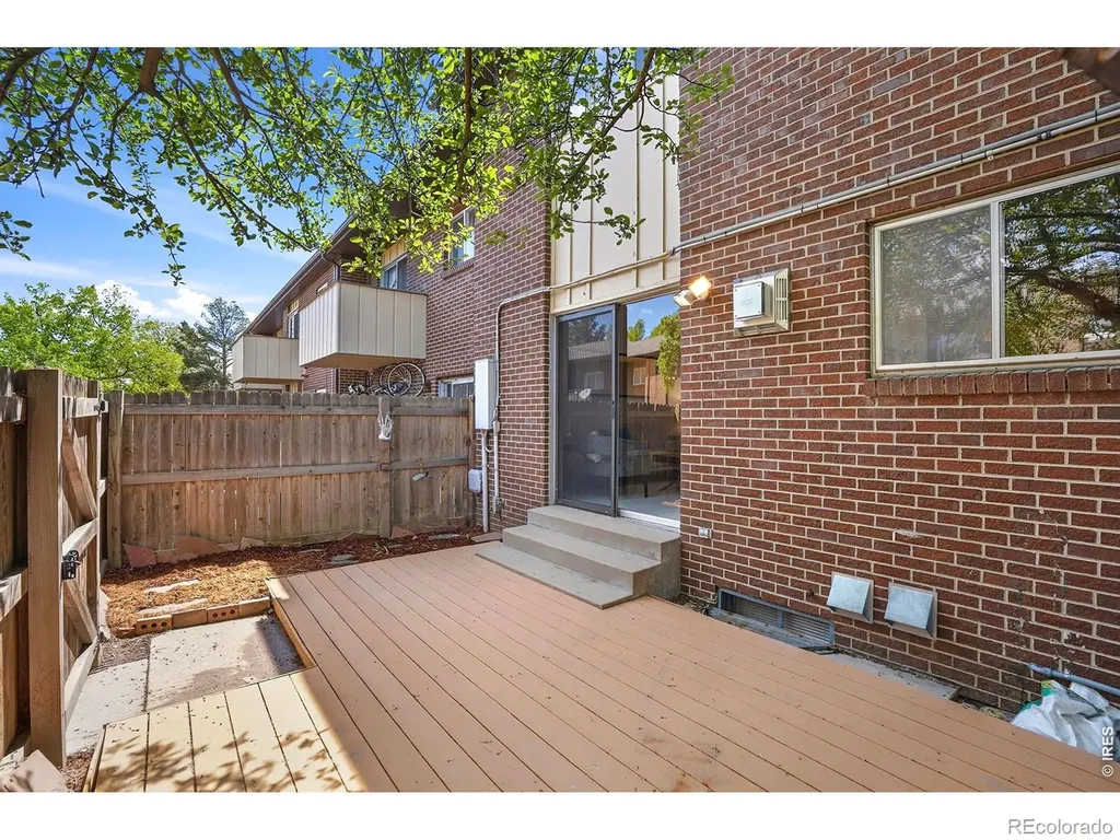 1466 Greenbriar Boulevard Boulder CO 80305