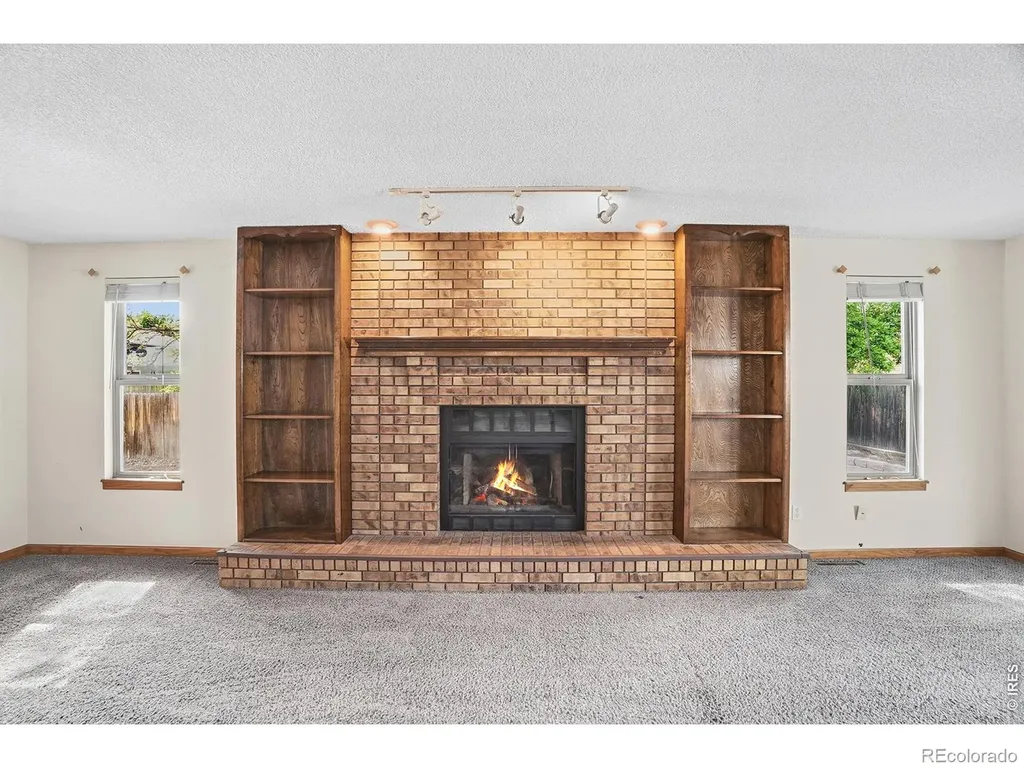 1689 Geneva Circle Longmont CO 80503