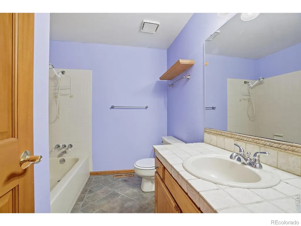 1689 Geneva Circle Longmont CO 80503