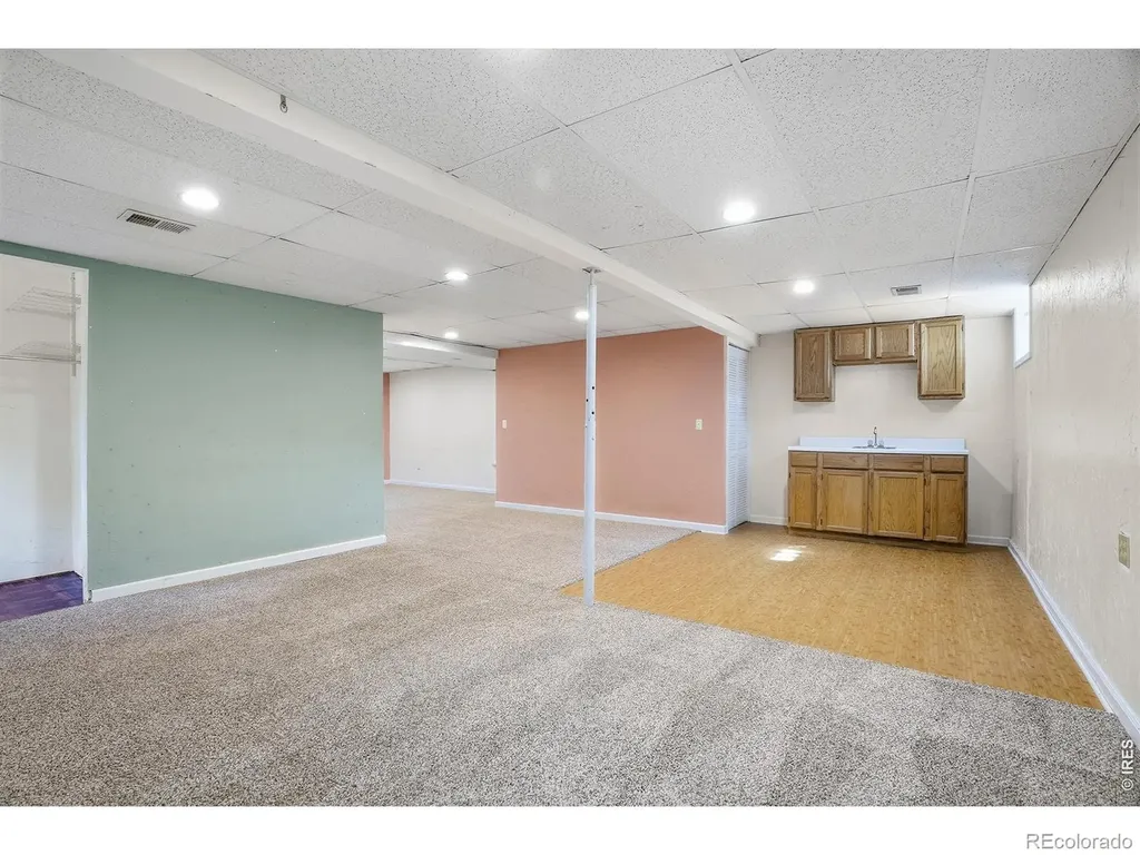 1689 Geneva Circle Longmont CO 80503
