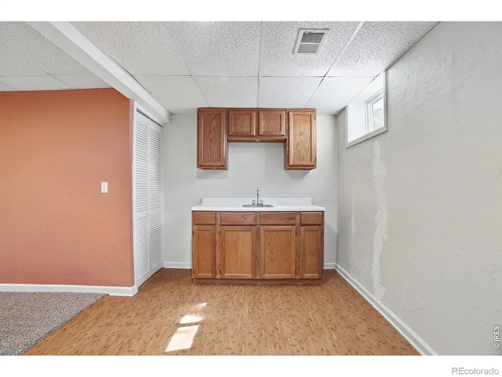 1689 Geneva Circle Longmont CO 80503