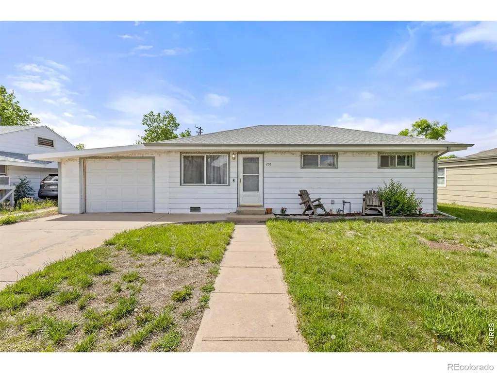 201 N 4th Street La Salle CO 80645
