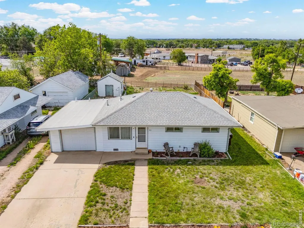 201 N 4th Street La Salle CO 80645