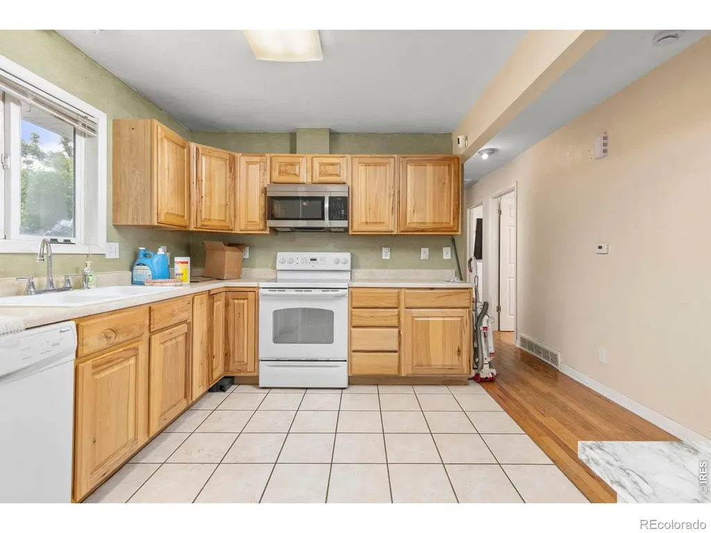 201 N 4th Street La Salle CO 80645