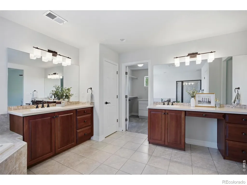 1657 Stardance Circle Longmont CO 80504