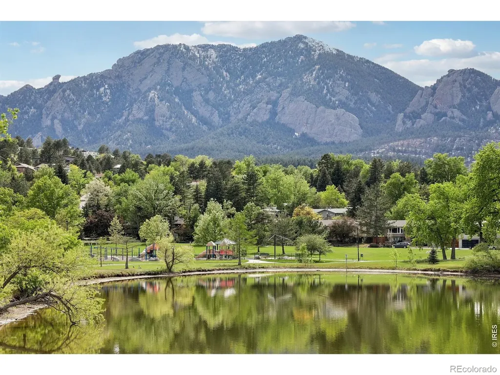 1590 Findlay Way Boulder CO 80305