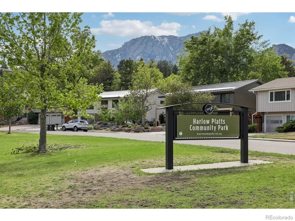 1590 Findlay Way Boulder CO 80305