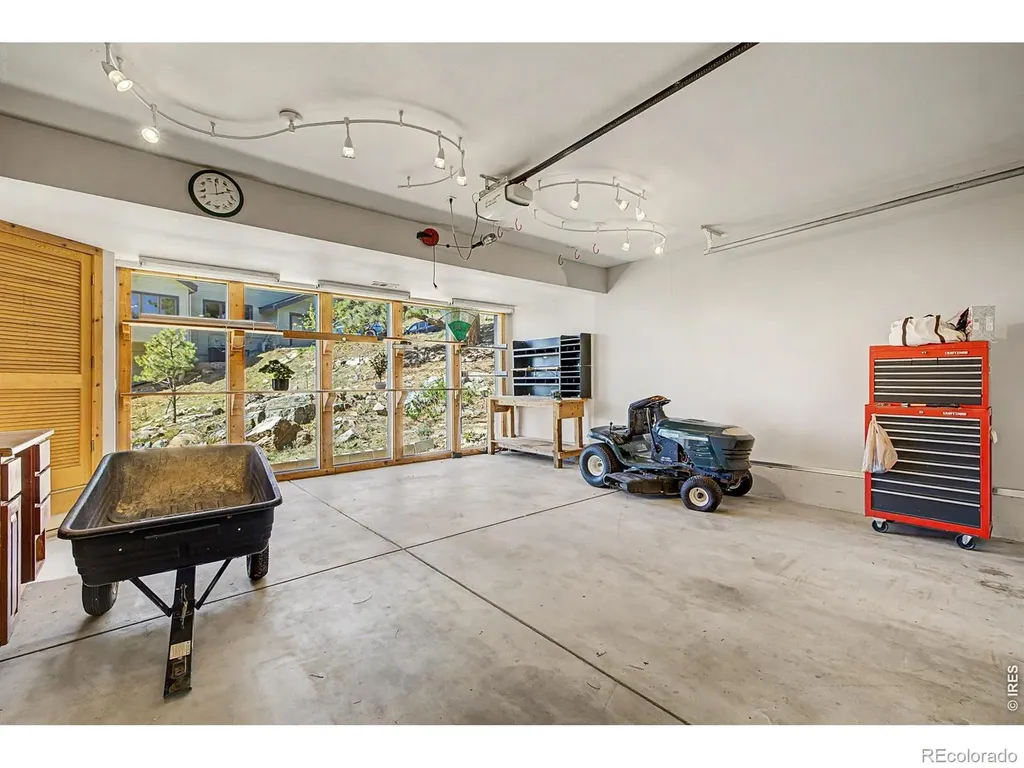8374 Stoneridge Terrace Boulder CO 80302