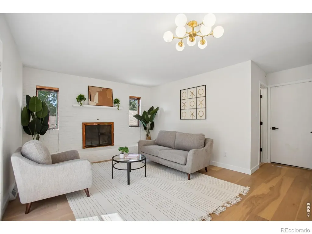 12 Baylor Drive Longmont CO 80503