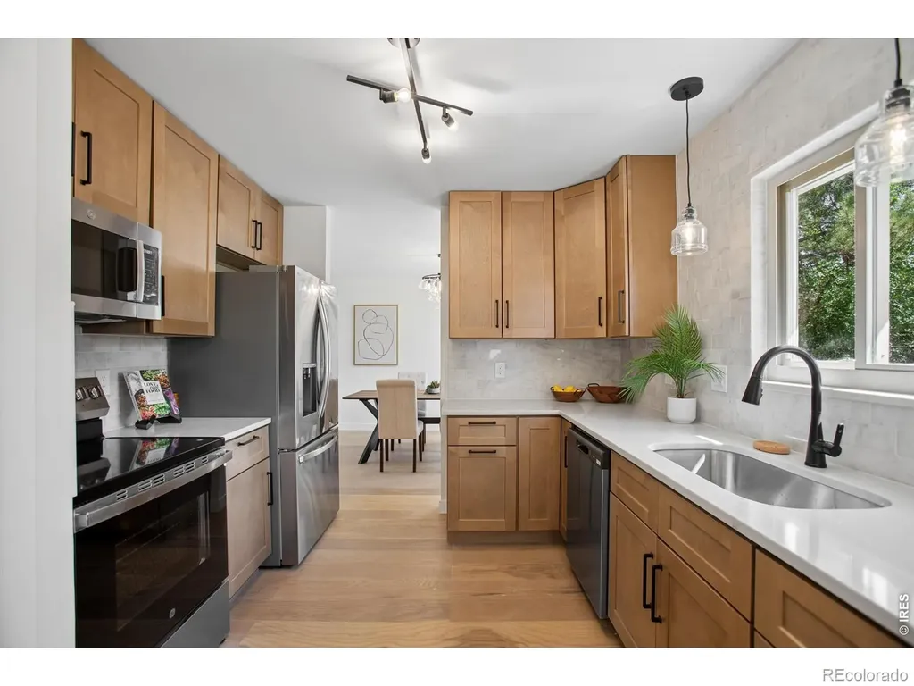 12 Baylor Drive Longmont CO 80503