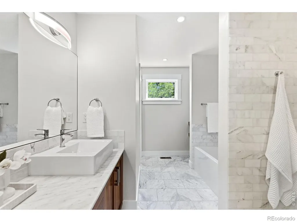 2056 Walnut Street Boulder CO 80302