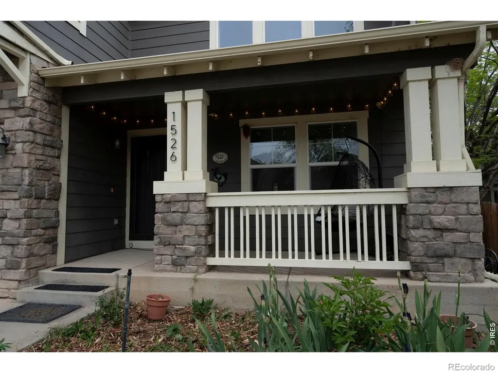 1526 Prairie Song Place Longmont CO 80504