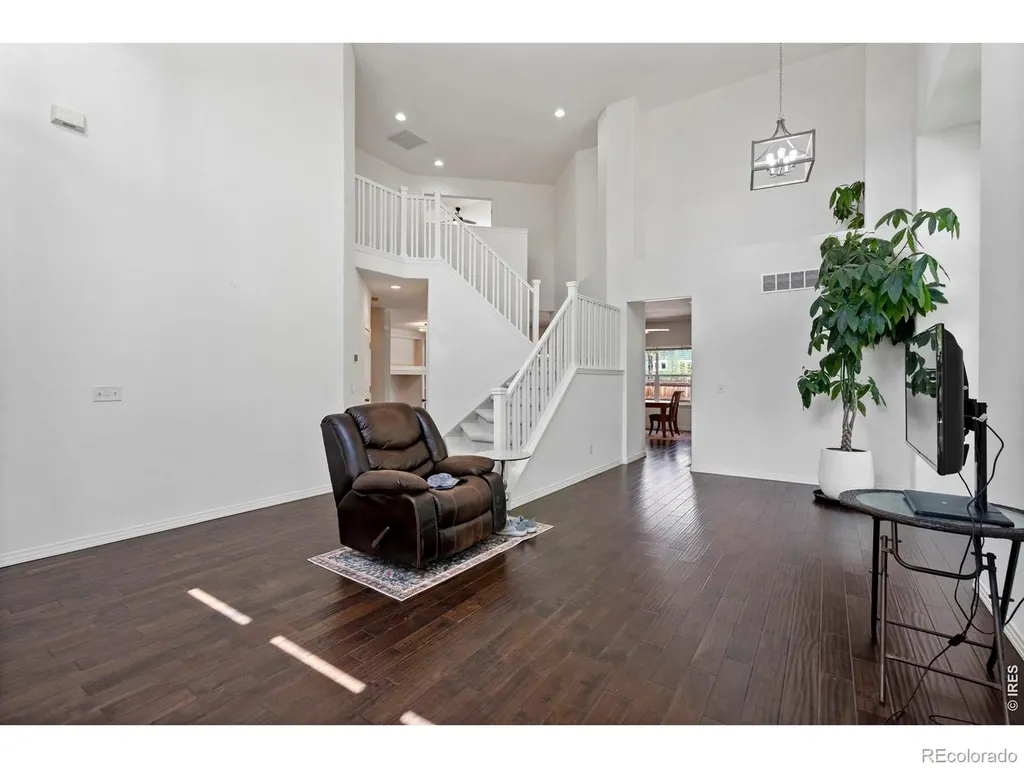 1526 Prairie Song Place Longmont CO 80504