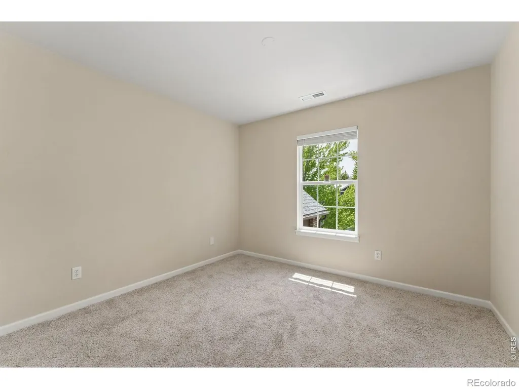 2205 Creekside Drive Longmont CO 80504