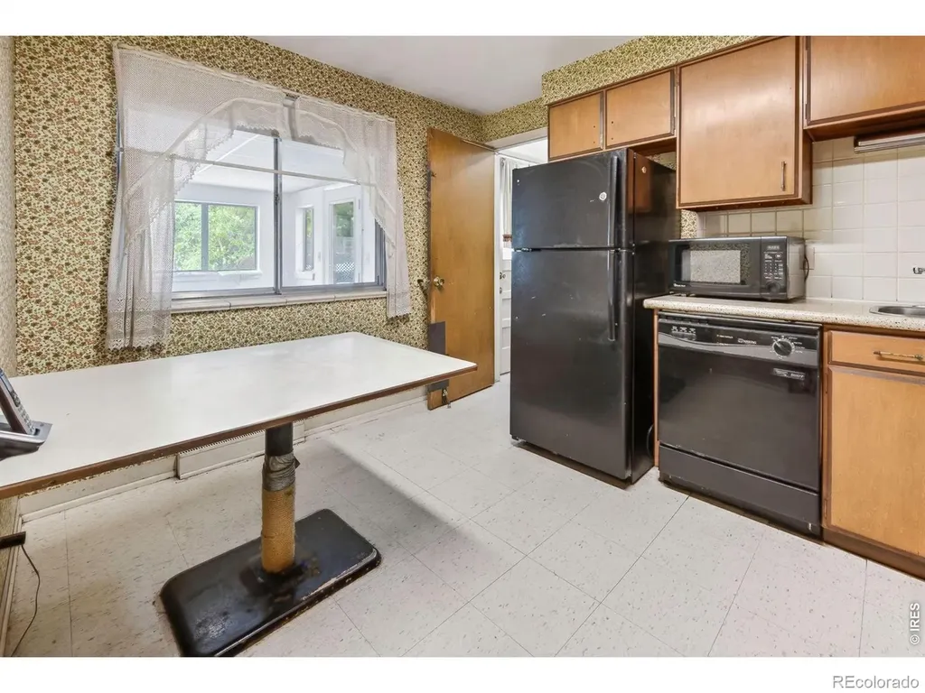 4700 Shawnee Place Boulder CO 80303