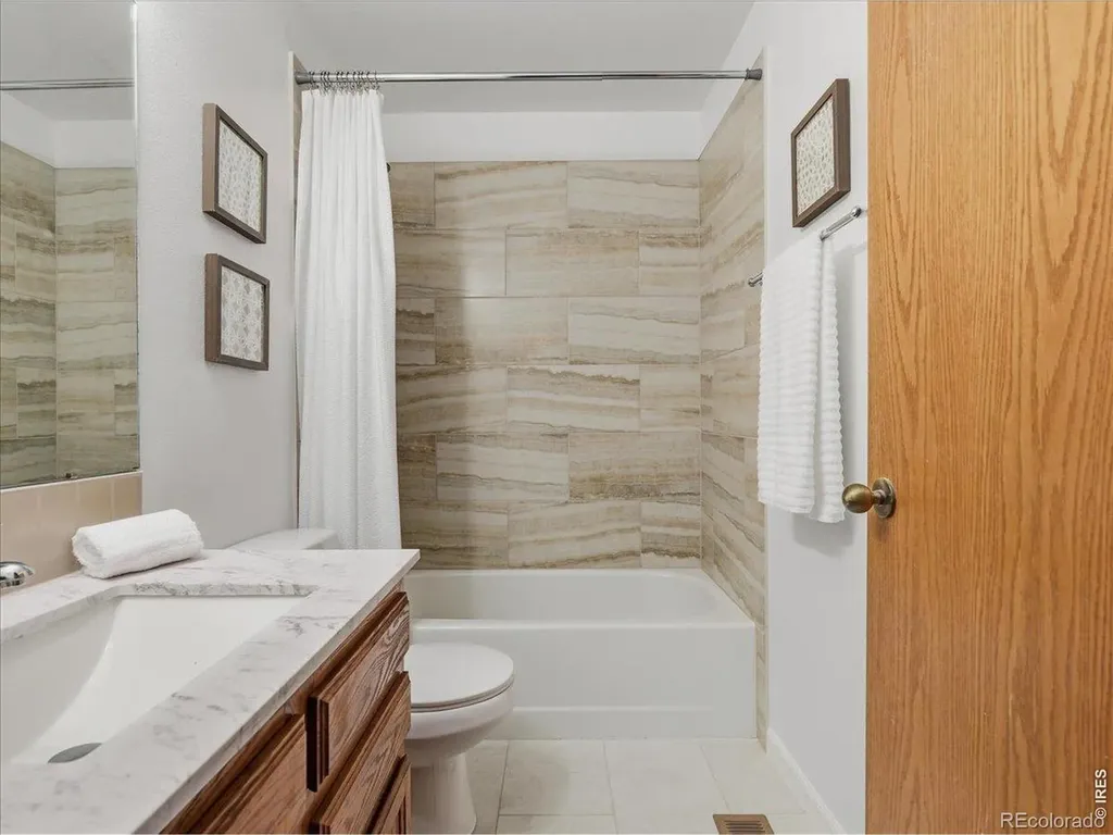 244 E 42nd Street Loveland CO 80538