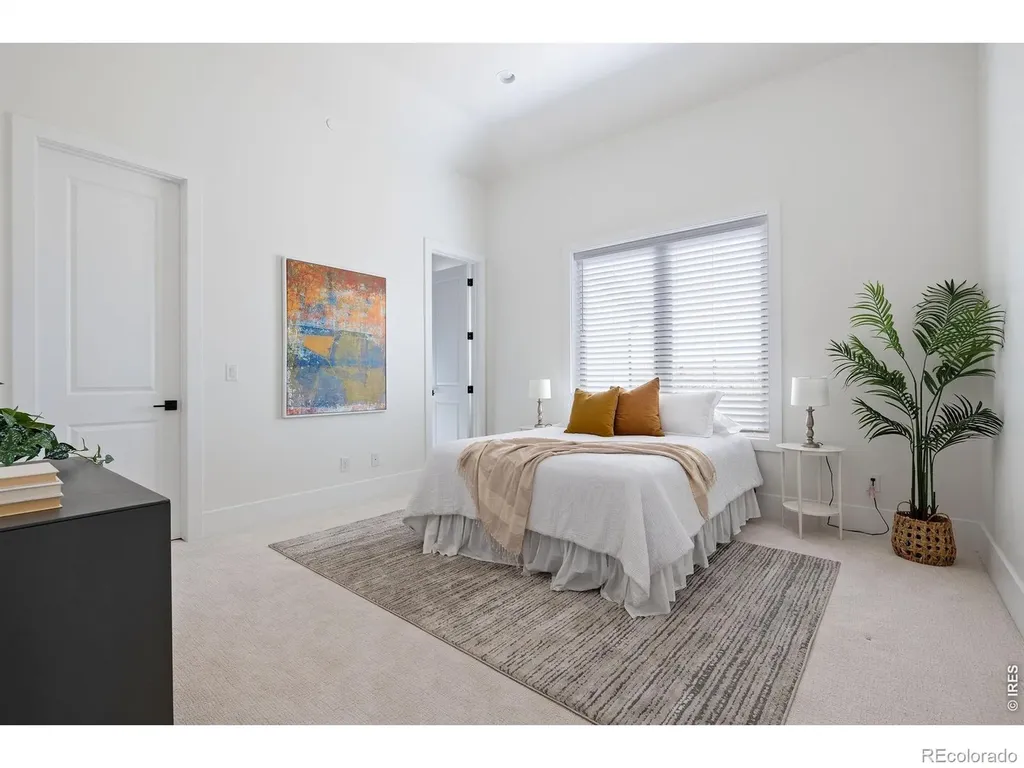 6689 Asher Court Longmont CO 80503