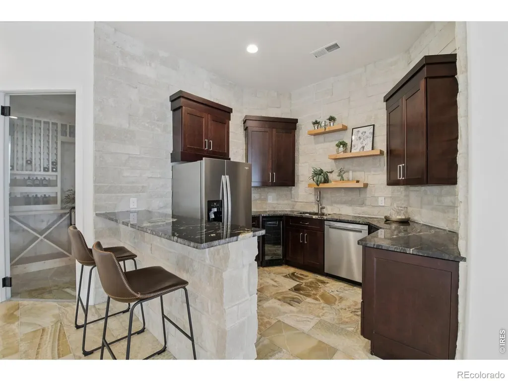 6689 Asher Court Longmont CO 80503