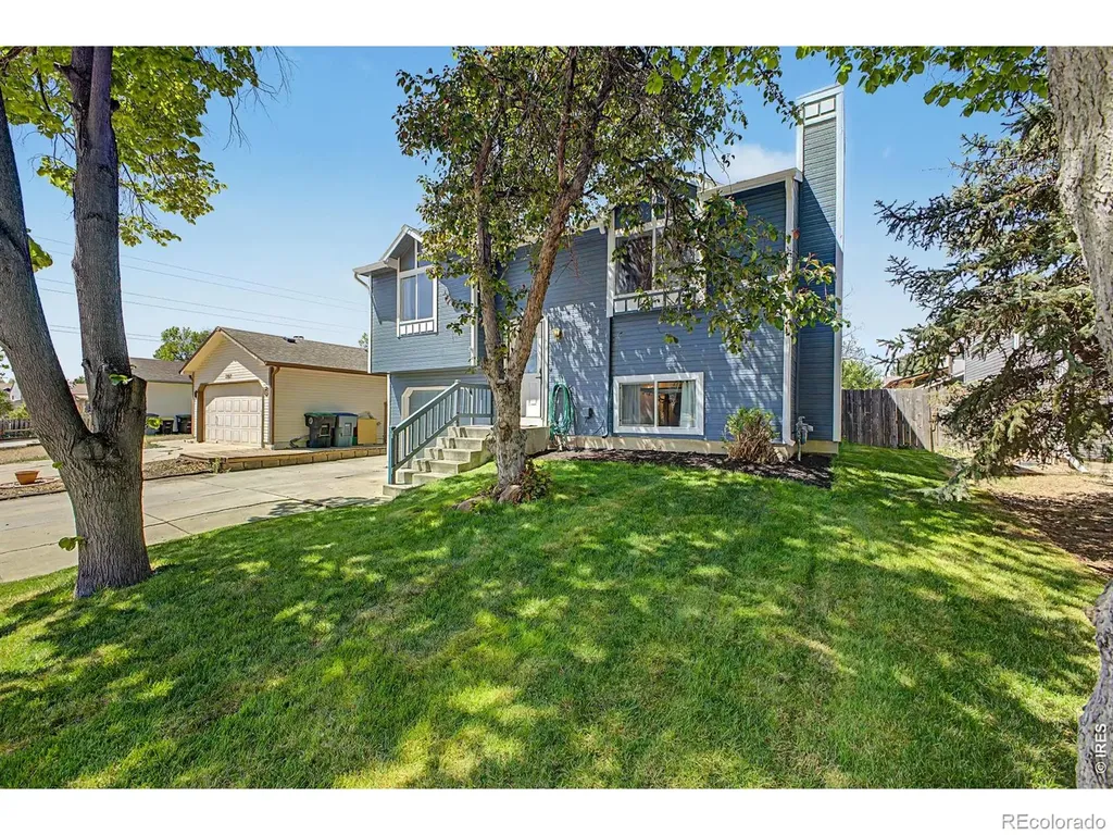2185 Hackberry Circle Longmont CO 80501