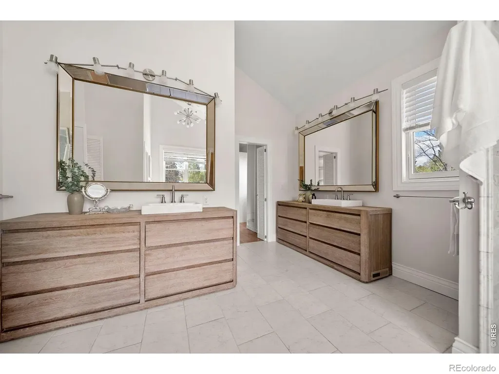 4949 E 6th Ave Parkway Denver CO 80220