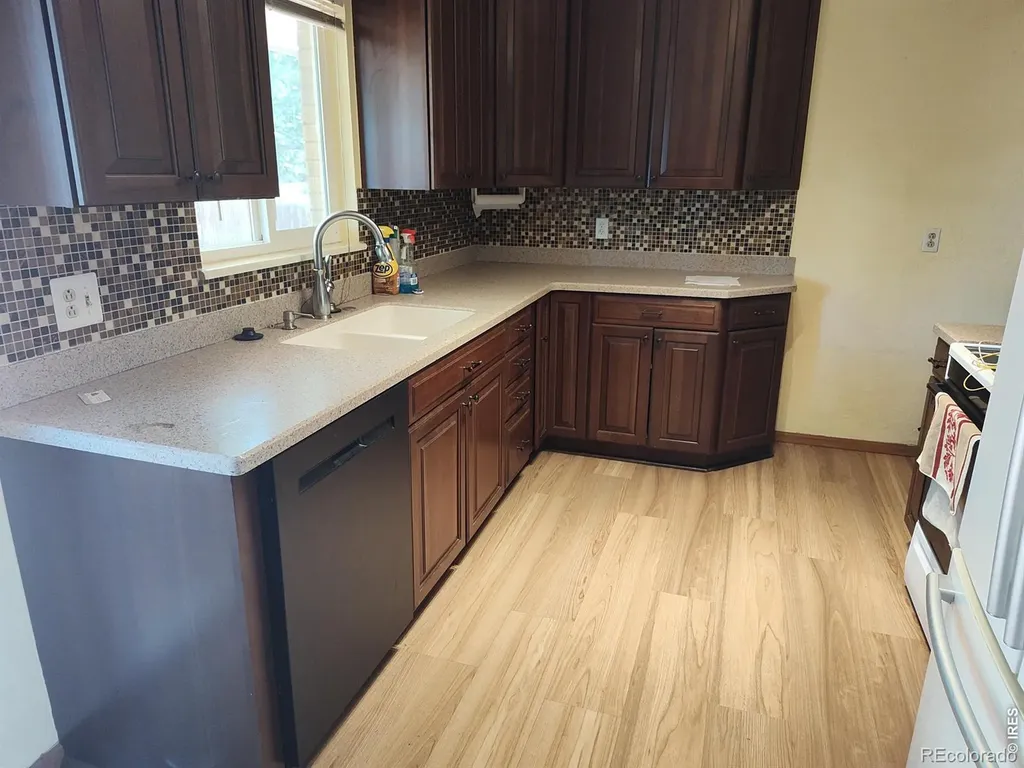 2 Forsyth Drive Longmont CO 80504