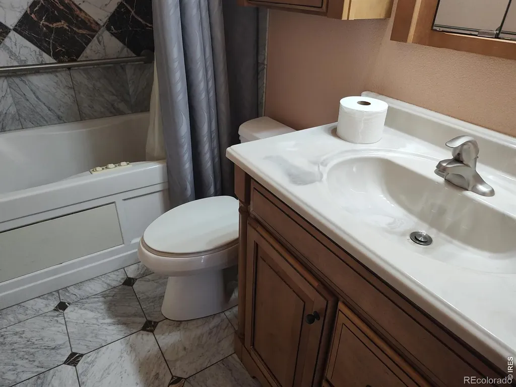 2 Forsyth Drive Longmont CO 80504