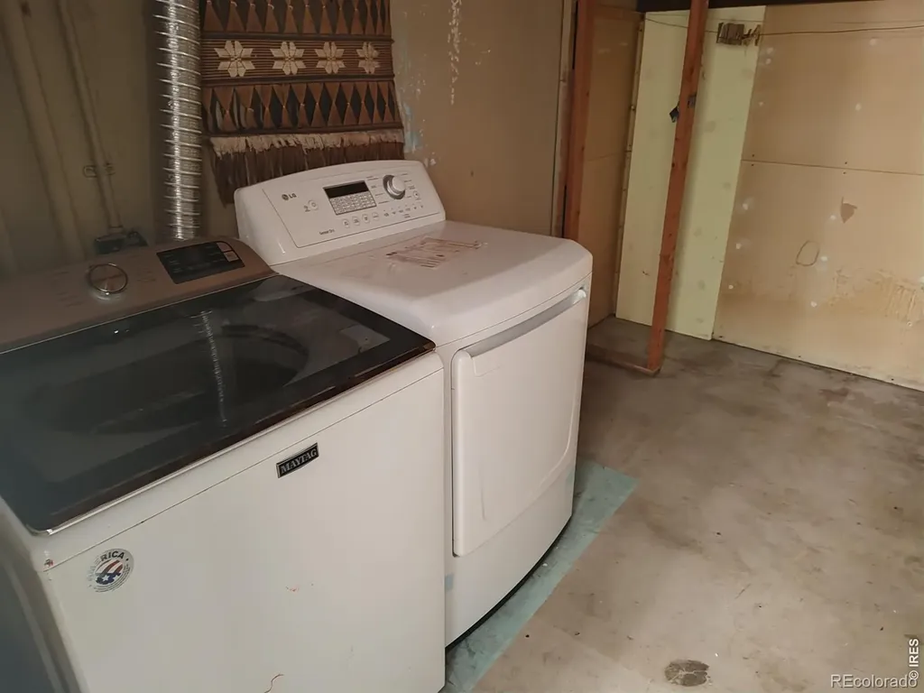 2 Forsyth Drive Longmont CO 80504