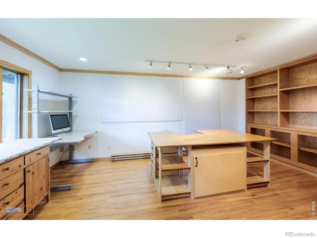 335 Pine Tree Lane Boulder CO 80304