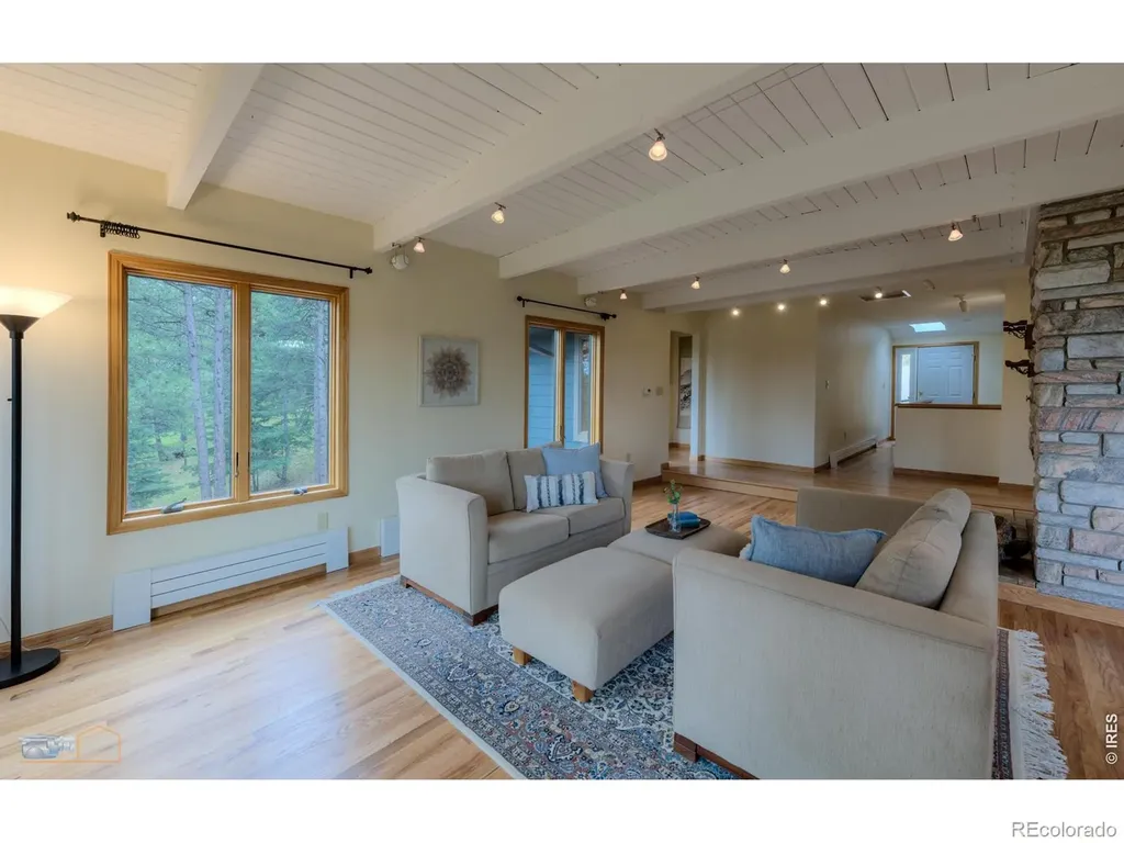335 Pine Tree Lane Boulder CO 80304
