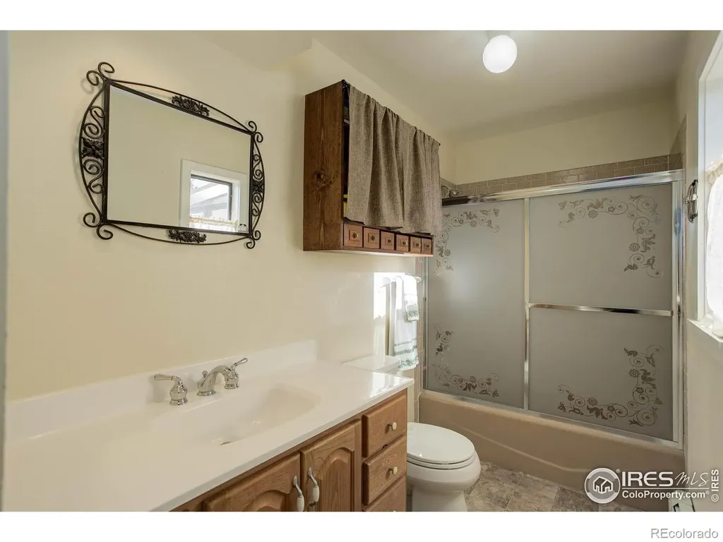 8586 N 55th Street Longmont CO 80503