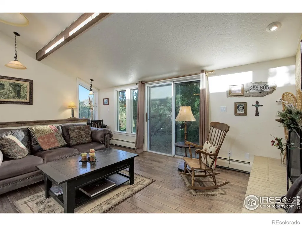 8586 N 55th Street Longmont CO 80503
