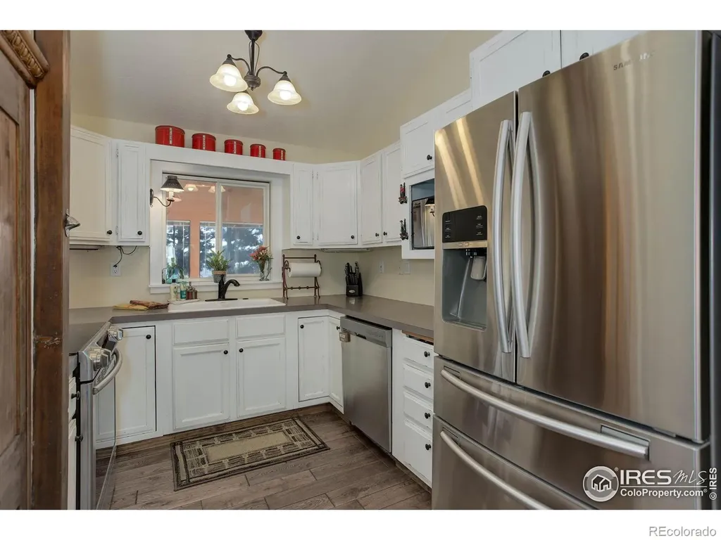 8586 N 55th Street Longmont CO 80503