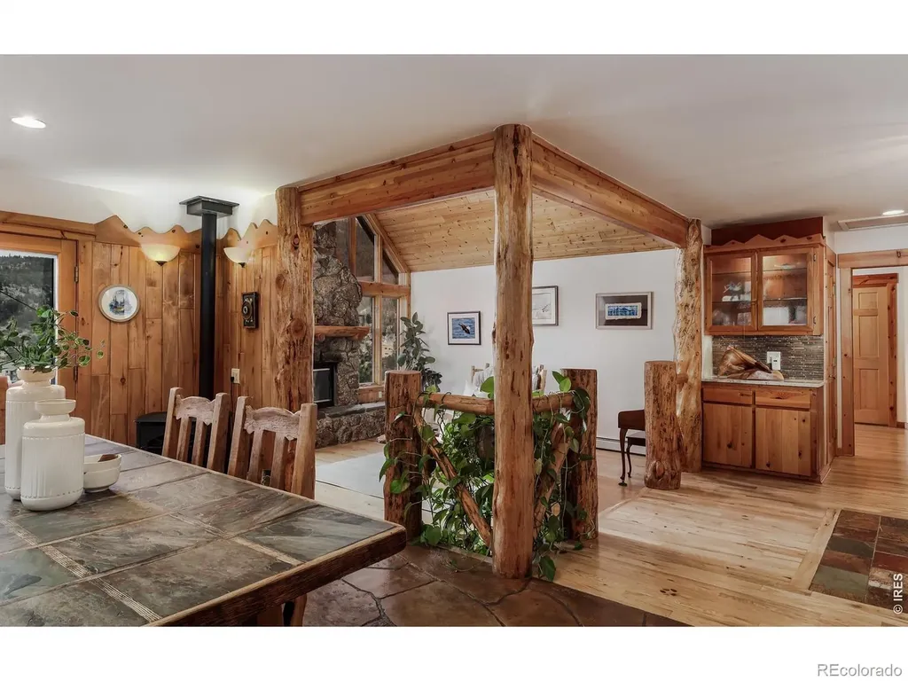 35 Cody Court Lyons CO 80540