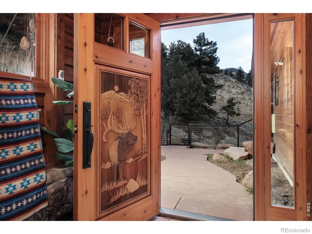 35 Cody Court Lyons CO 80540