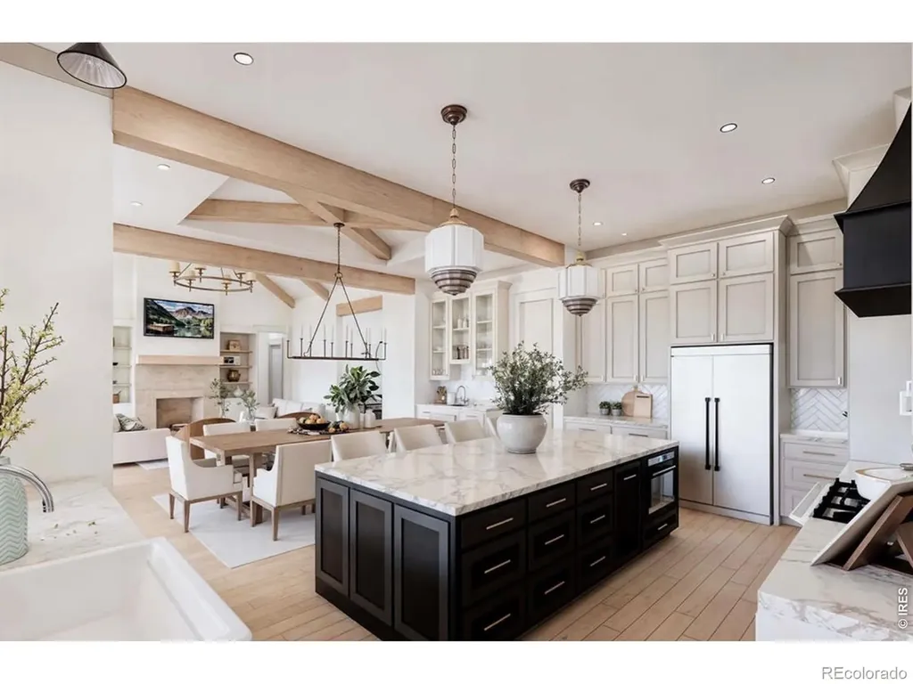 12910 Woodridge Drive Longmont CO 80504