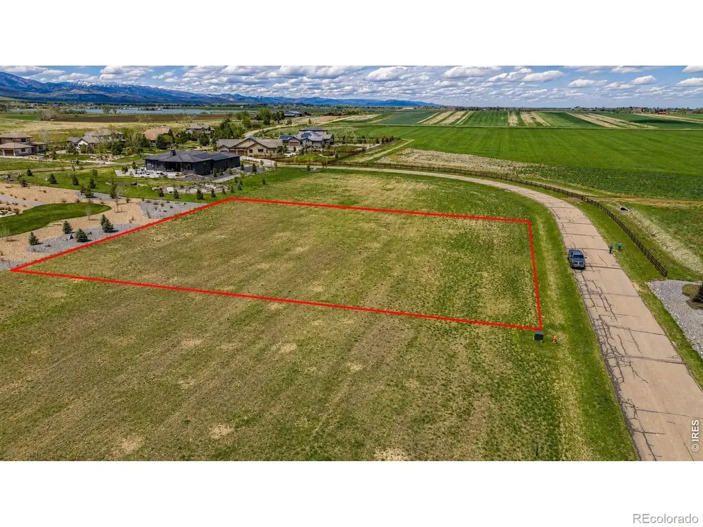 12910 Woodridge Drive Longmont CO 80504