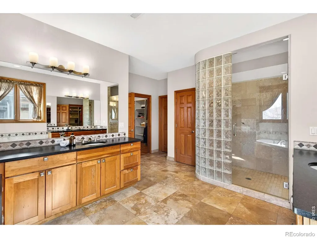 2018 Braeburn Court Longmont CO 80503