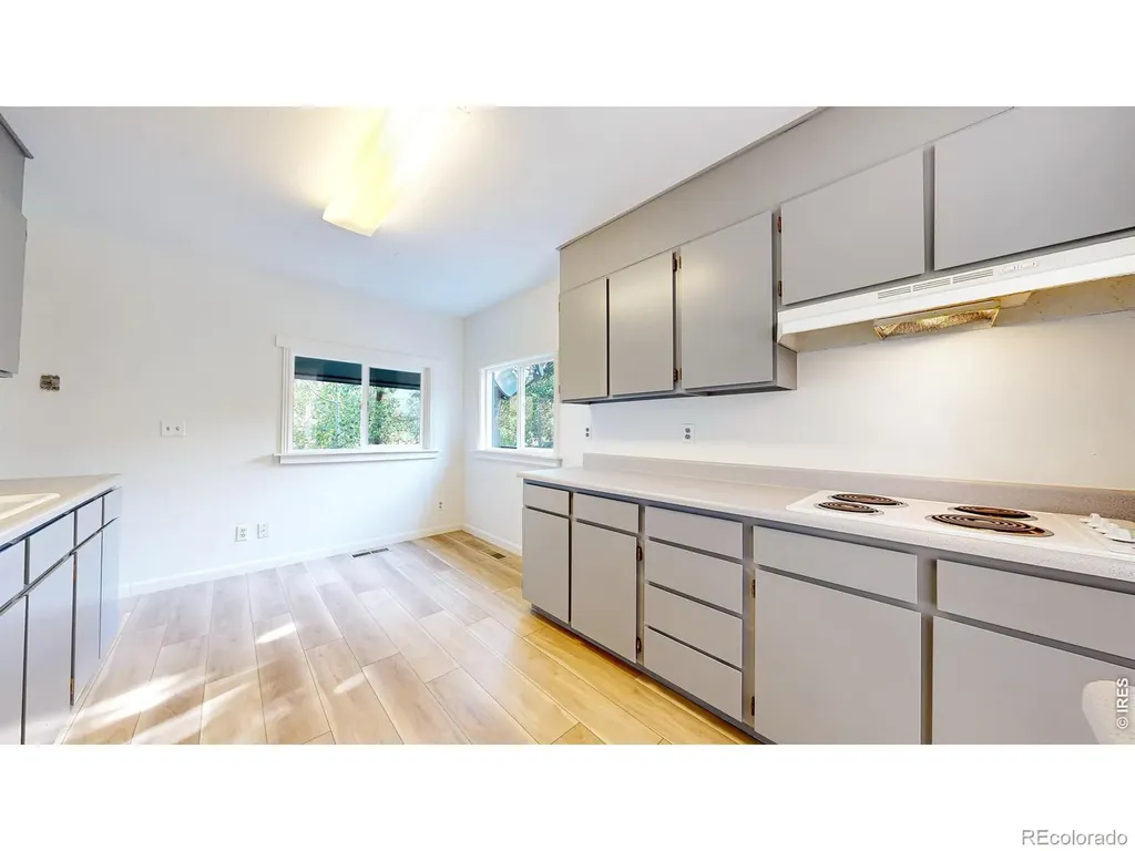 163 West Creek Road Glen Haven CO 80532