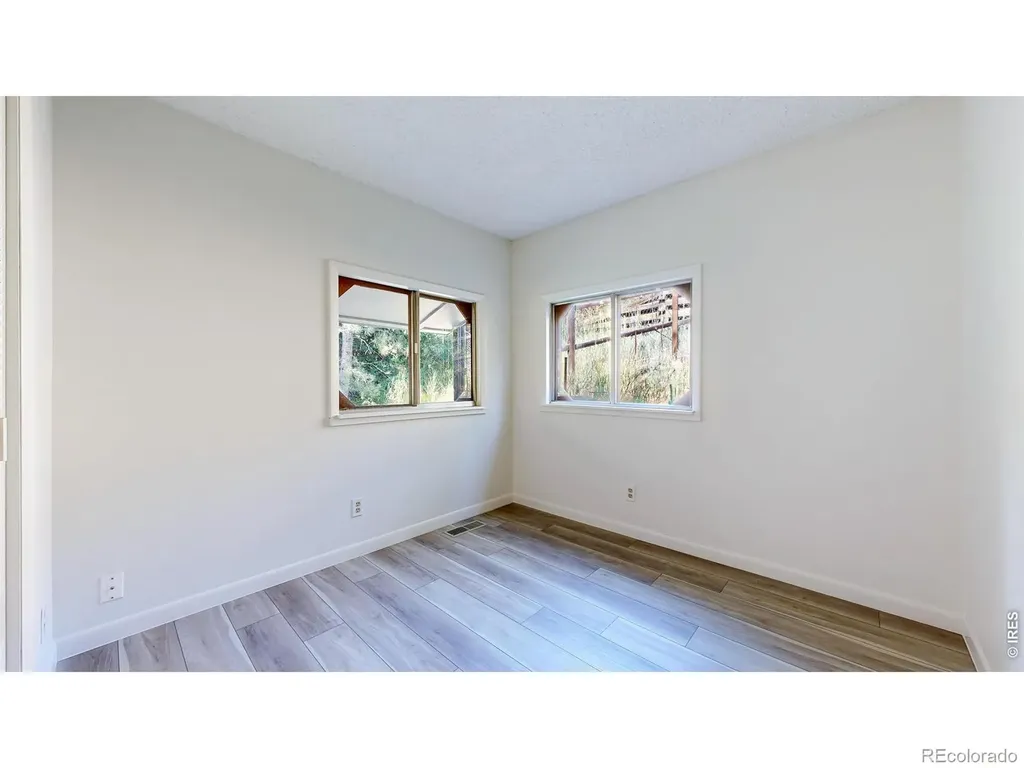 163 West Creek Road Glen Haven CO 80532