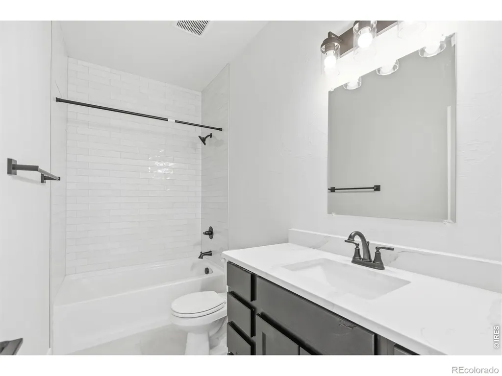 105 7 Avenue Wiggins CO 80654