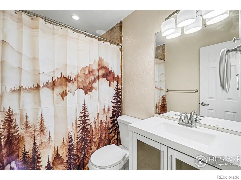 225 E 8th Avenue Longmont CO 80504