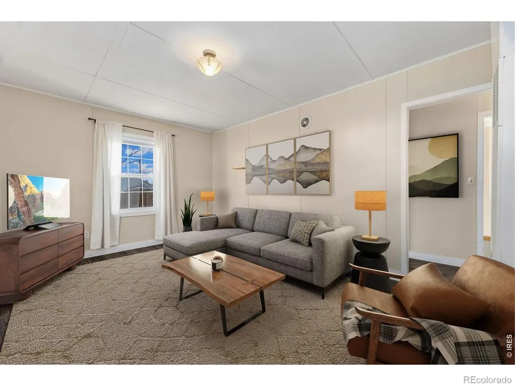 344 4th Street Estes Park CO 80517