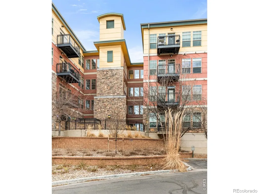 13456 Via Varra Broomfield CO 80020