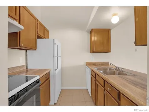 467 S Memphis Way Aurora CO 80017